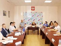 Панков обсудил с работниками почтовых отделений закон о поддержке «Почты России»