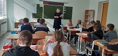 День космонавтики отметили юные лысогорцы