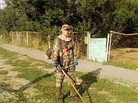 В Лысых Горах идет окашивание травы