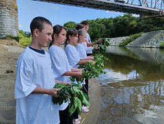Волонтеры Лысых Гор приняли участие в акции «Венок памяти»