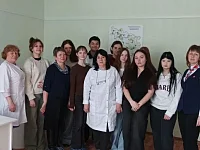 В Лысогорской районной больнице старшеклассникам рассказали про целевое направление для получения медицинского образования и гарантированное трудоустройство