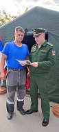 На ярмарке в Лысых Горах поставили армейскую палатку для будущих контрактников