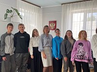 В Лысогорском отделе ЗАГС прошел классный час