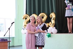 В  школах Лысогорского района  состоялись торжественные мероприятия! 