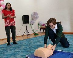 Мастер – класс по оказанию первой помощи проведены в школах