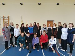 Ученики 7 класса с. Бутырки  встретились с мастером спорта по самбо