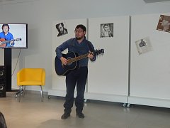 В районной библиотеке прошел квартирник, который посвятили легендарному В.С. Высоцкому