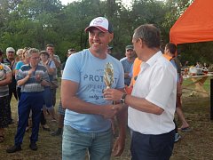 Аграрии рулят, косят, пилят...