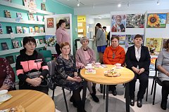 Встреча с матерями участников СВО прошла в библиотеке Лысых Гор