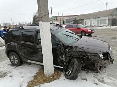 В ЛЫСЫХ ГОРАХ СТОЛКНУЛИСЬ ДВЕ ЛЕГКОВУШКИ