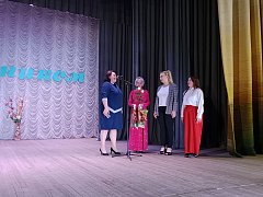 В Лысых Горах прошло чествование педагогов