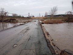Ограничение движения через мост продолжает действовать в Лысых Горах