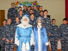 В Лысых Горах прошла акция "Полицейский Дед Мороз"