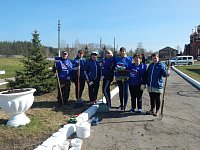 В Лысых Горах продолжаются субботники 