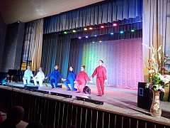 В день Конституции юным лысогоцам вручили паспорта