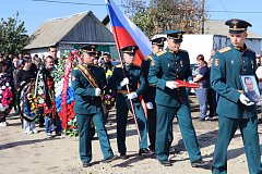 В воскресенье в Широком Карамыше простились  с Ильей Дмитриевым