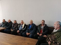 Есть  такая традиция: чествовать людей сельскохозяйственного труда 