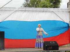 Вчера в парке Лысых Гор состоялся концерт, посвященный Дню государственного флага