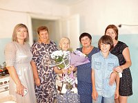 Ее счастье – это дочь, внучка и правнук