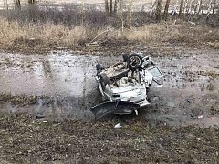 В Лысогорском районе «ПРИОРА» улетела в кювет