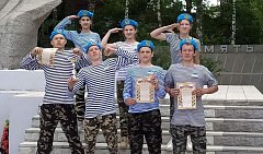 В преддверии Дня Победы в Лысых Горах прошла районная патриотическая игра «Зарница»