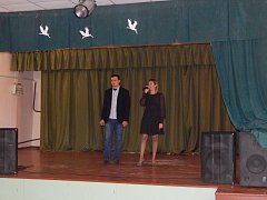В поселке Раздольное сотрудники РДК выступили с концертом