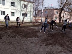 В Лысогорском районе полным ходом идет месячник по благоустройству