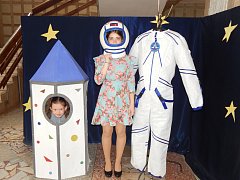 Во Дворце культуры Лысых Гор прошел  районный вокальный конкурс «Полет к звездам!»