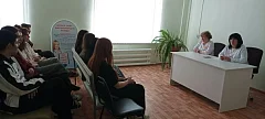 В Лысогорской районной больнице старшеклассникам рассказали про целевое направление для получения медицинского образования и гарантированное трудоустройство