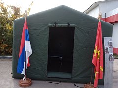 На ярмарке в Лысых Горах поставили армейскую палатку для будущих контрактников