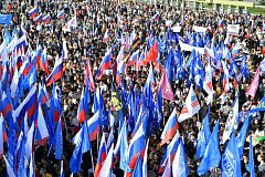 В Саратове свыше 9 тысяч человек пришли на митинг в поддержку референдумов за присоединение Донбасса к России