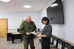 Супруге погибшего участника СВО из Лысых Гор вручили государственную награду