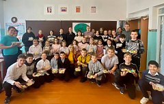 Школьники с. Бутырки научились декорировать пряники