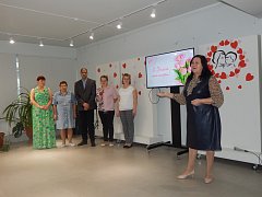 Проживающие ГАУ СО «Лысогорский дом - интернат для граждан, имеющих психические расстройства» посетили районную библиотеку