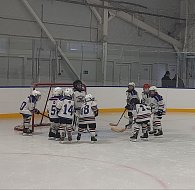 "Подсолнух" вновь на выезде: юные хоккеисты сыграли с командой из поселка Соколовый