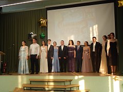 Беззаботной бабочкой улетело детство: в  МБОУ СОШ №1 р.п. Лысые Горы  прошел выпускной бал