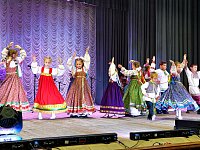 В Лысых Горах поздравили педагогов с профессиональным праздником