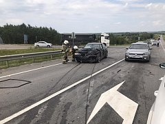 В СТОЛКНОВЕНИИ АВТОМОБИЛЕЙ ПОГИБЛА ЖЕНЩИНА