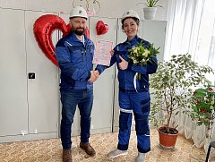 Вместо фаты строительная каска: в Лысогорском ЗАГСе состоялась необычная регистрация