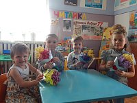 Дети из детского сада поселка Раздольное готовятся к празднику мам 