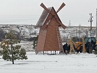 В  Невежкино появился новый арт‑объект — макет мельницы