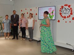 Проживающие ГАУ СО «Лысогорский дом - интернат для граждан, имеющих психические расстройства» посетили районную библиотеку