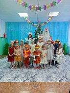 В детском саду села Невежкино ребятишки рассказали стишки Деду Морозу