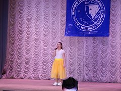 Во Дворце культуры Лысых Гор прошел  районный вокальный конкурс «Полет к звездам!»