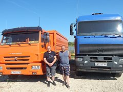 Молотят полным ходом: в КФХ С.И. Федосеева убирают озимую пшеницу