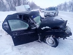 НА АВТОТРАССЕ В ЛЫСОГОРСКОМ РАЙОНЕ СТОЛКНУЛИСЬ ТРИ АВТОМОБИЛЯ