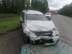 ПРИ СТОЛКНОВЕНИИ АВТОМОБИЛЕЙ СЕРЬЁЗНО ПОСТРАДАЛИ ДВА НЕСОВЕРШЕННОЛЕТНИХ ПАССАЖИРА