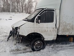НА АВТОТРАССЕ В ЛЫСОГОРСКОМ РАЙОНЕ СТОЛКНУЛИСЬ ТРИ АВТОМОБИЛЯ