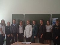 В рамках Всероссийского дня трезвости специалисты Лысогорского филиала ГБУ РЦ «Молодежь плюс» провели профилактическую беседу со школьниками