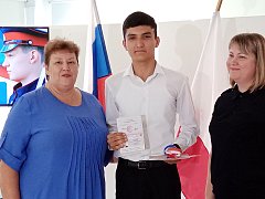 И если гражданин ты настоящий, большой отдачи ждет от вас страна!